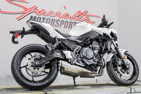 KAWAC0124 - 2024 - Kawasaki - Z650 Lower Right Side Angle - Photo 15