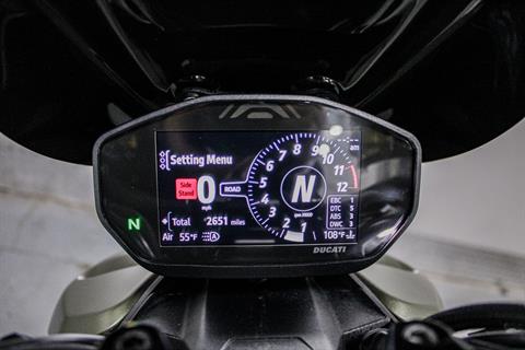 2023 Ducati Streetfighter V2 in Sacramento, California - Photo 16