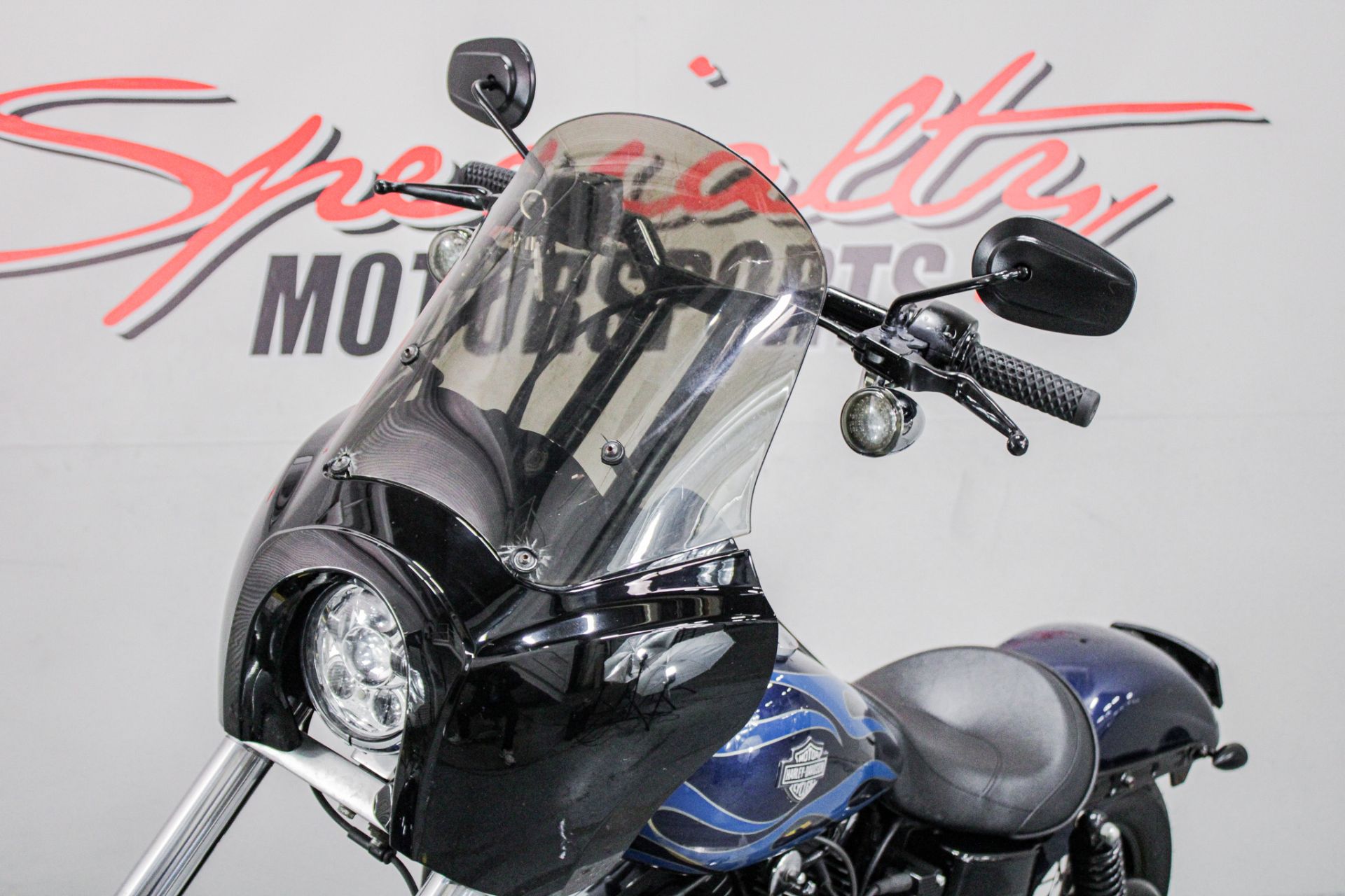 Front Left Zoomed In - Photo 11