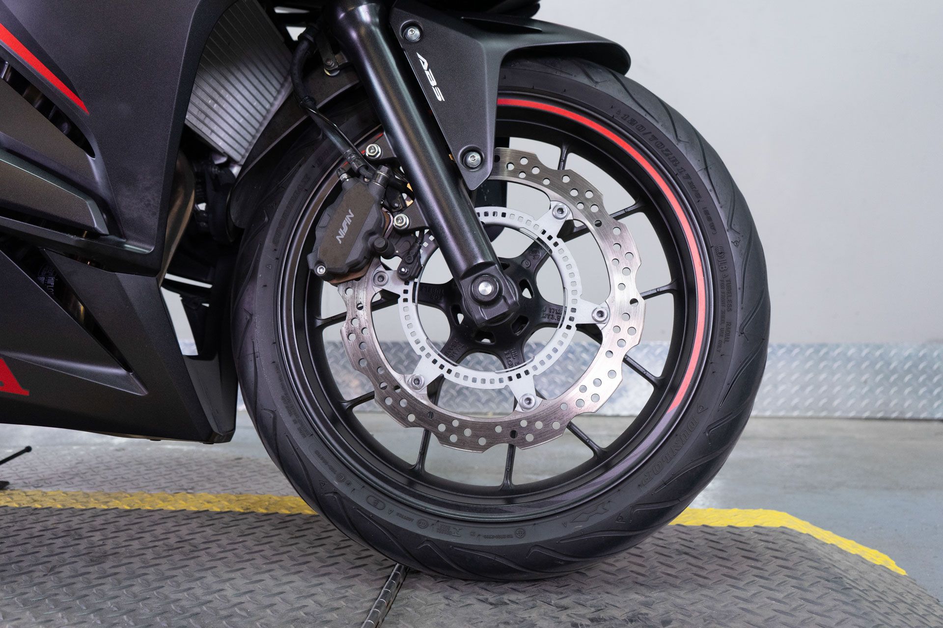 2020 Honda CBR500R ABS in Sacramento, California - Photo 7