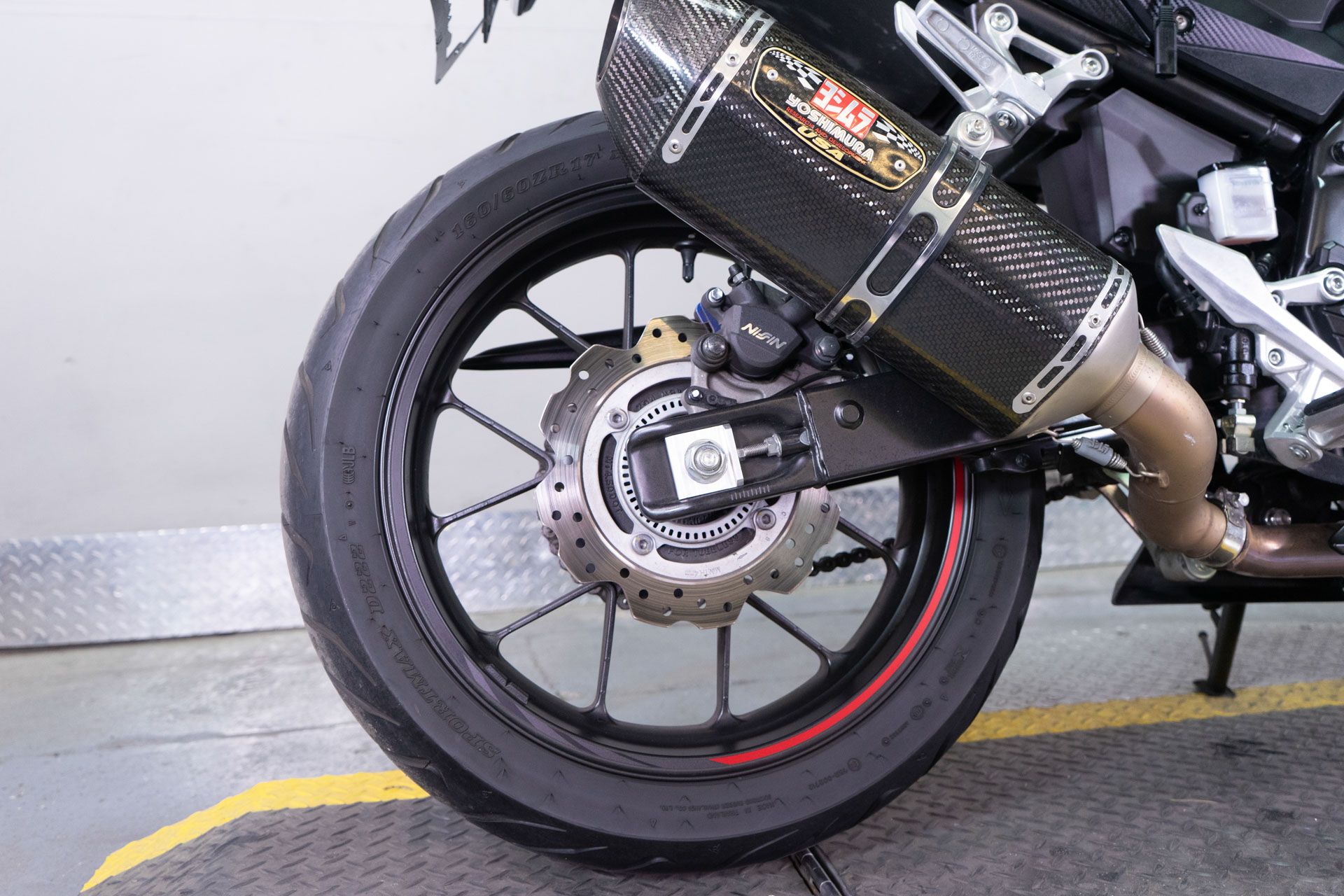 2020 Honda CBR500R ABS in Sacramento, California - Photo 8