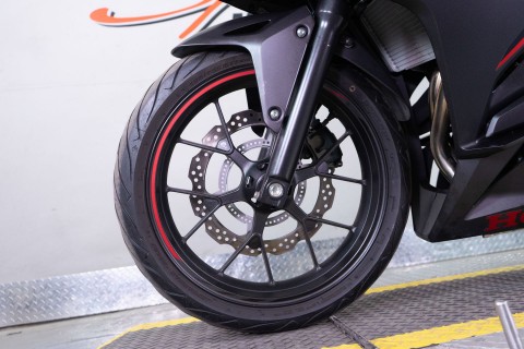 2020 Honda CBR500R ABS in Sacramento, California - Photo 12