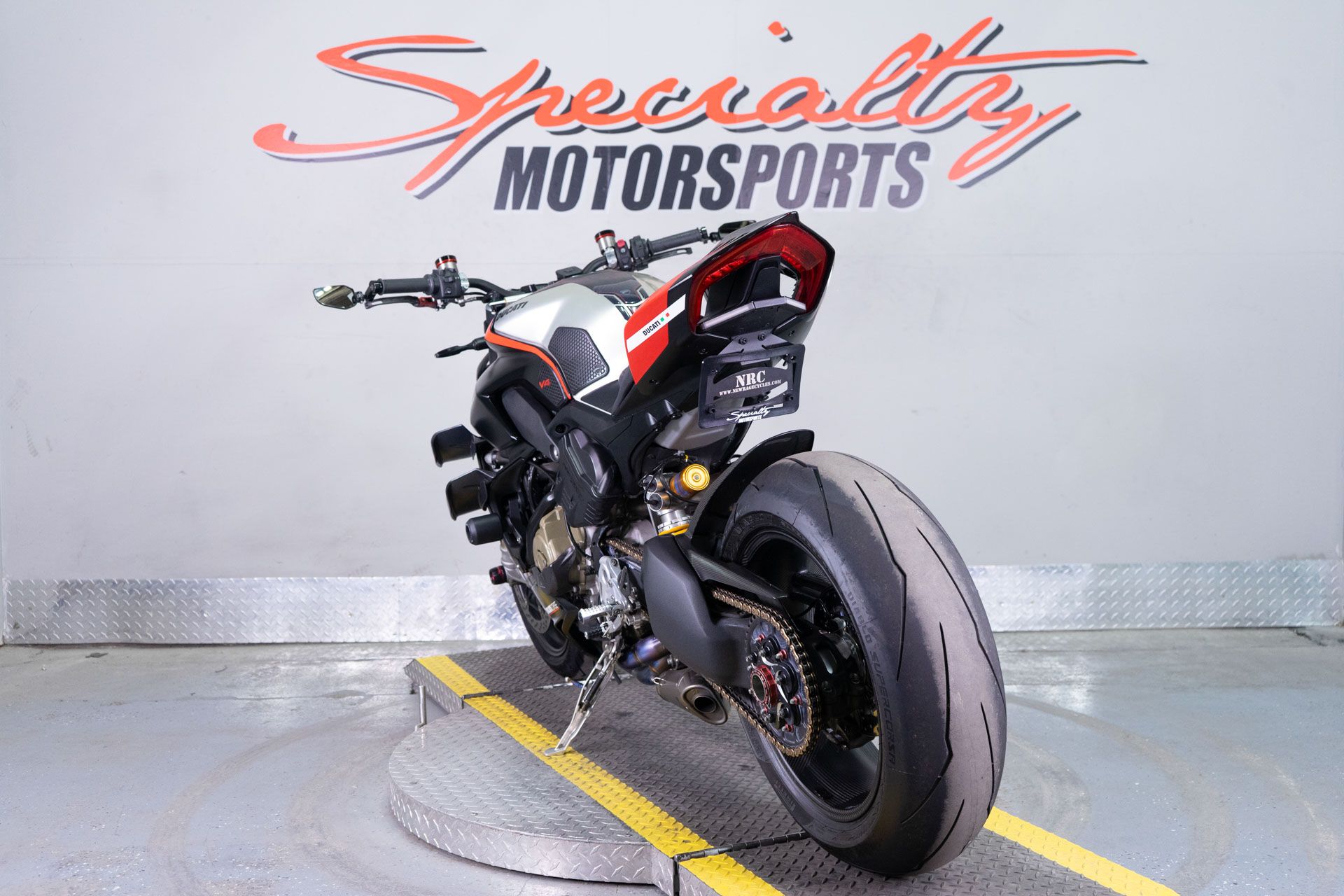 2022 Ducati Streetfighter V4 SP in Sacramento, California - Photo 5