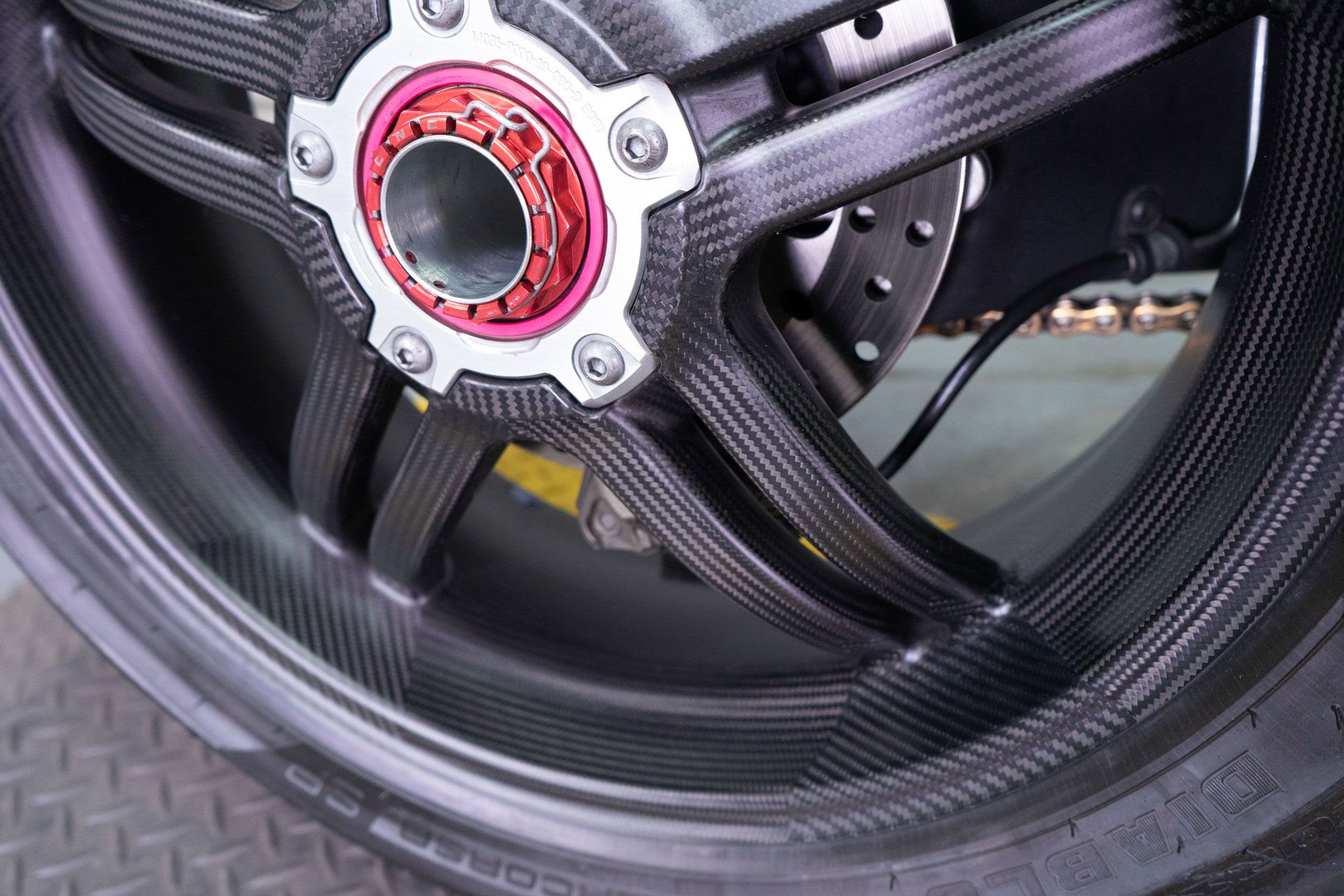 2022 Ducati Streetfighter V4 SP in Sacramento, California - Photo 10