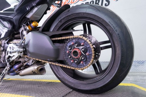 2022 Ducati Streetfighter V4 SP in Sacramento, California - Photo 17