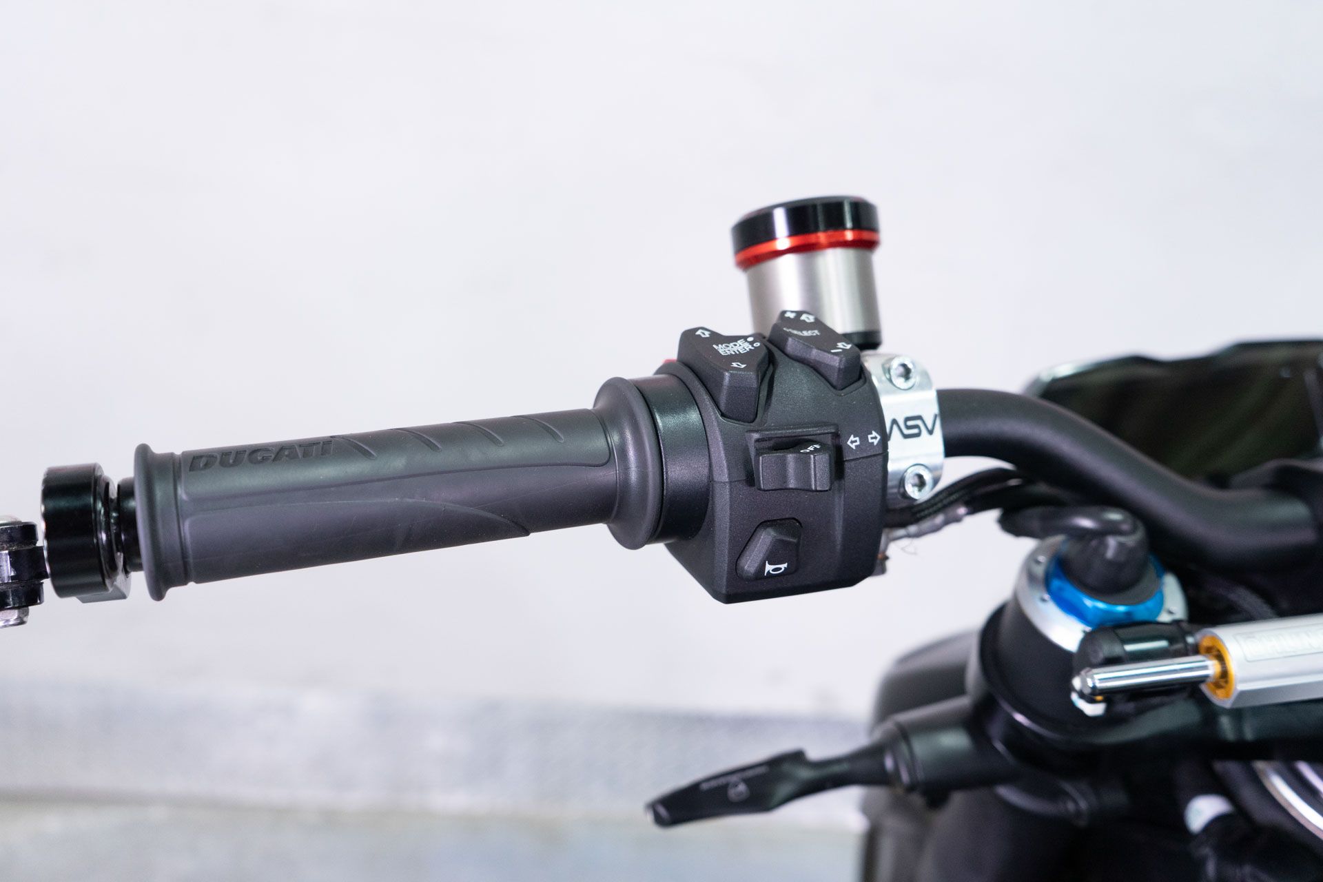 2022 Ducati Streetfighter V4 SP in Sacramento, California - Photo 21