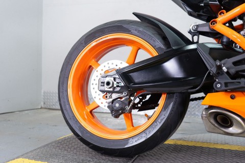 2012 KTM 1190 RC8 R in Sacramento, California - Photo 9