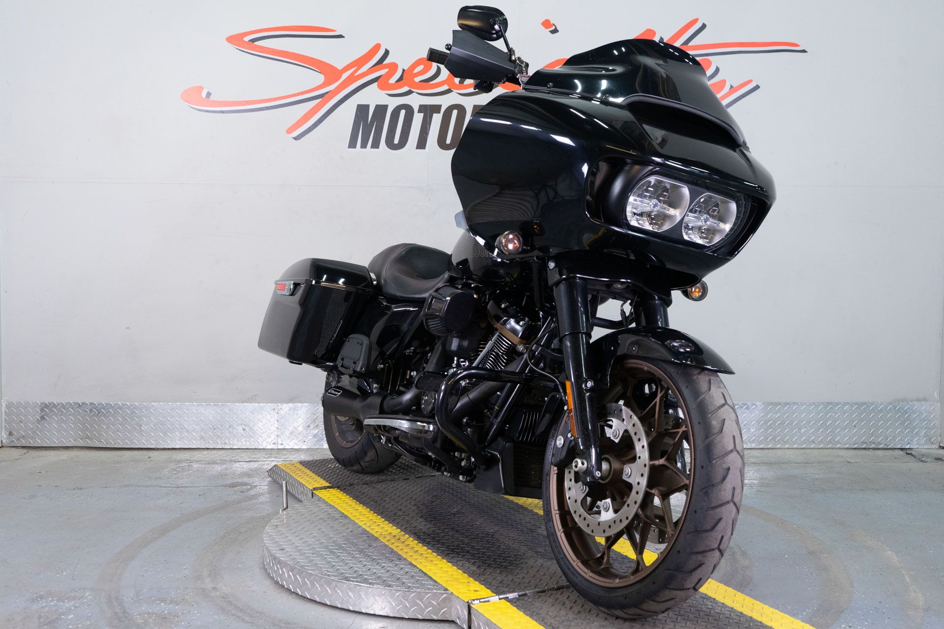 2022 Harley-Davidson Road Glide® ST in Sacramento, California - Photo 3