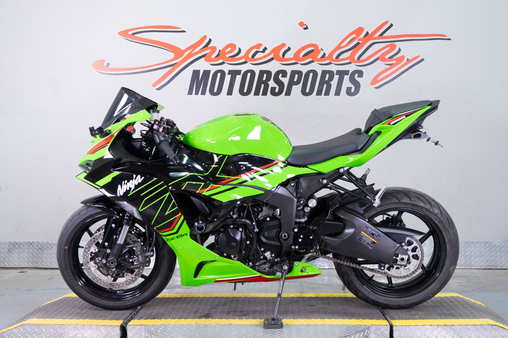 2025 Kawasaki Ninja® ZX™-6R in Sacramento, California - Photo 4