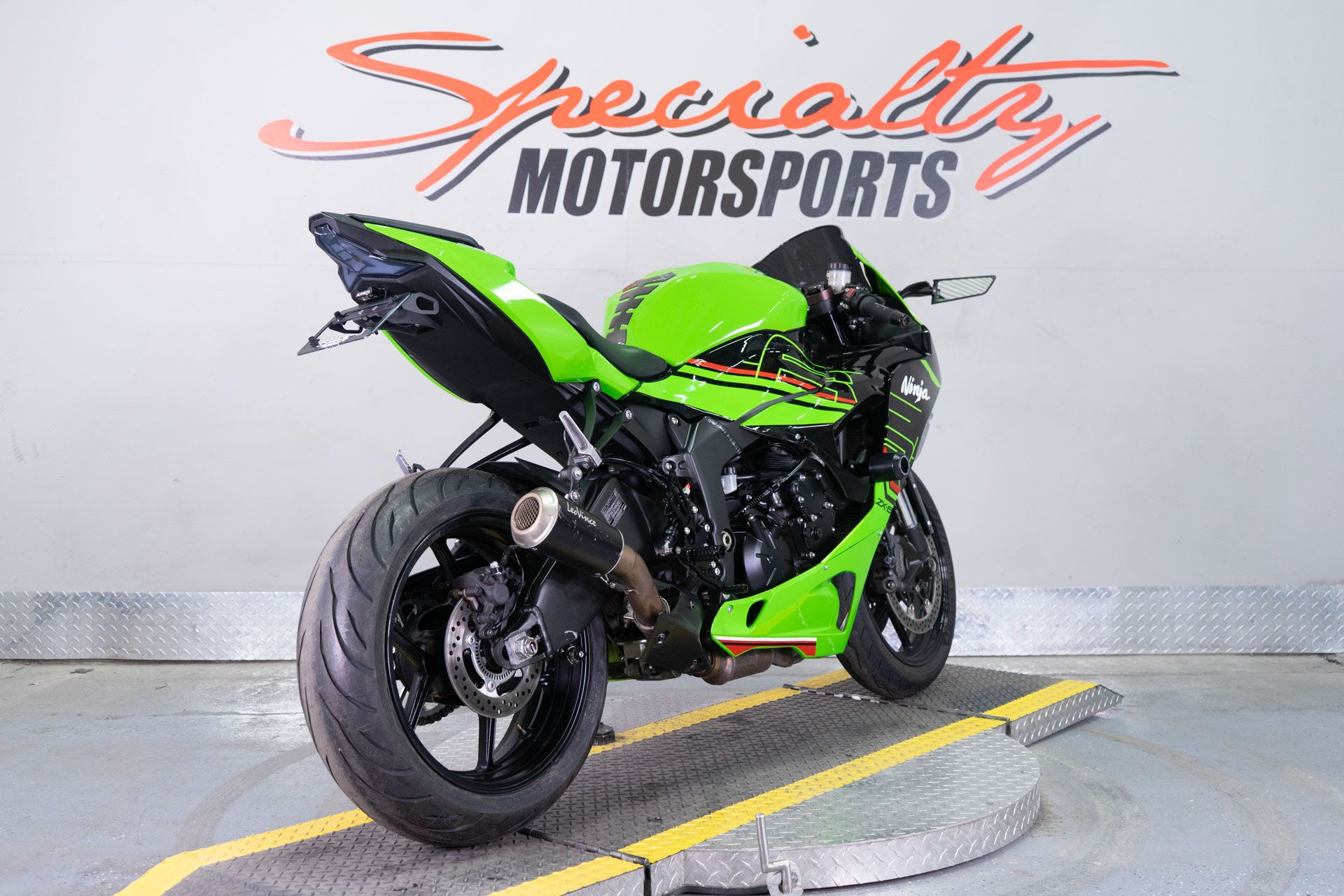 2025 Kawasaki Ninja® ZX™-6R in Sacramento, California - Photo 6