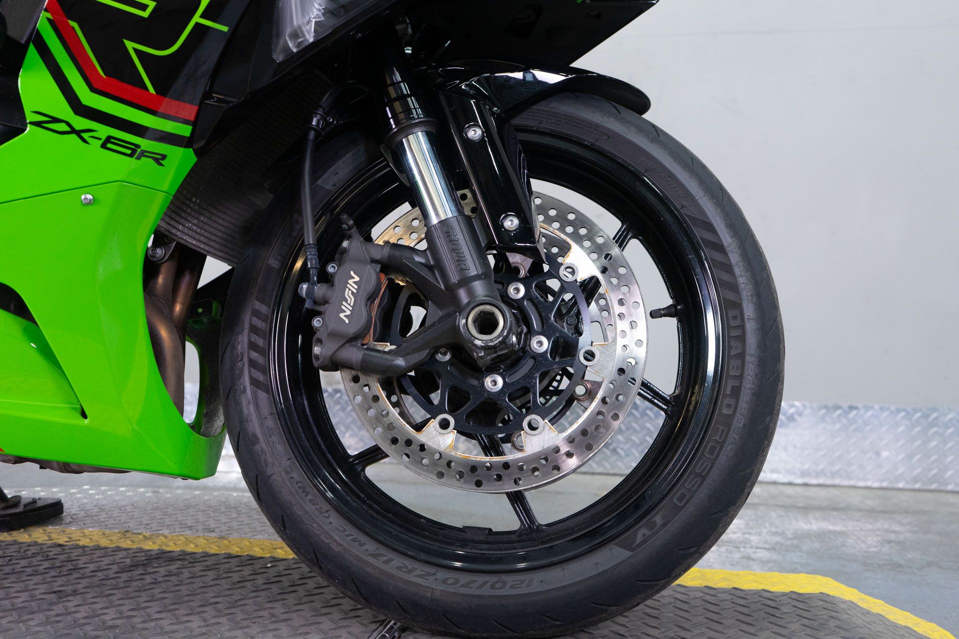 2025 Kawasaki Ninja® ZX™-6R in Sacramento, California - Photo 7