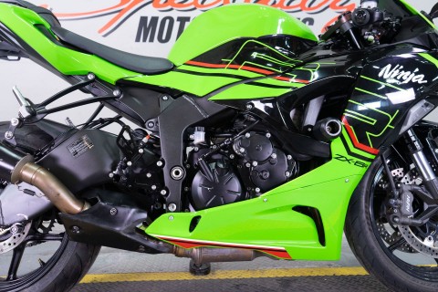 2025 Kawasaki Ninja® ZX™-6R in Sacramento, California - Photo 10