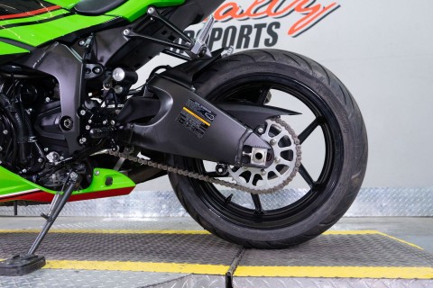 2025 Kawasaki Ninja® ZX™-6R in Sacramento, California - Photo 11