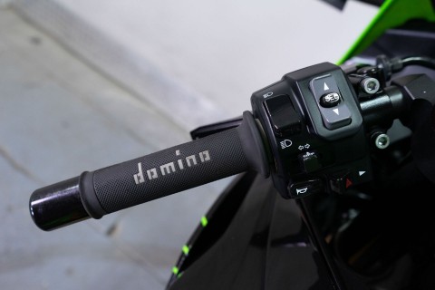 2025 Kawasaki Ninja® ZX™-6R in Sacramento, California - Photo 14