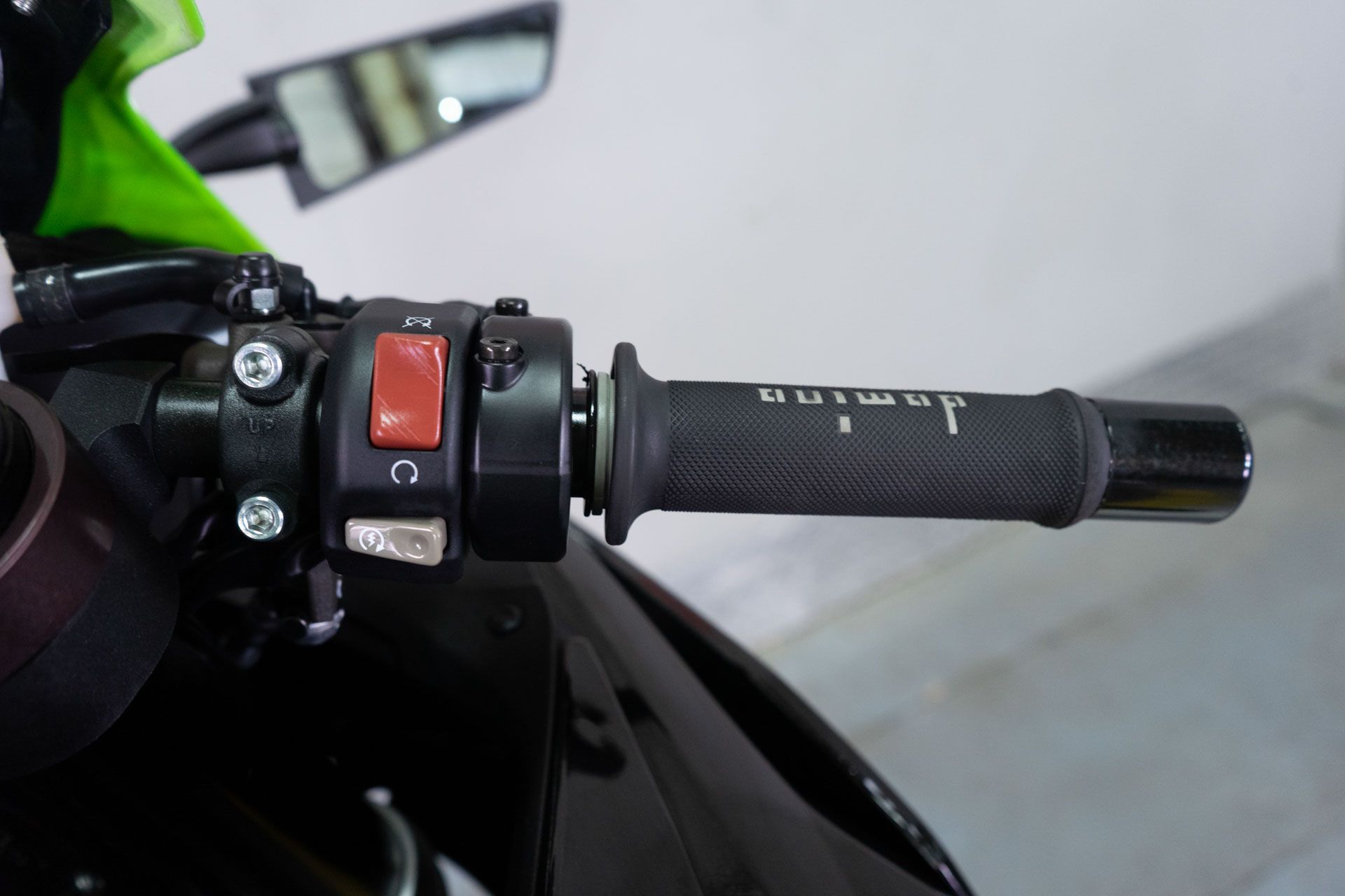 2025 Kawasaki Ninja® ZX™-6R in Sacramento, California - Photo 15