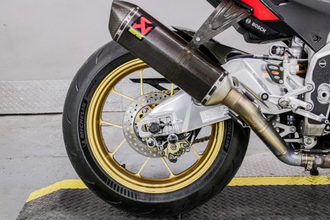 2016 Aprilia Tuono V4 Factory 1100 ABS in Sacramento, California - Photo 4