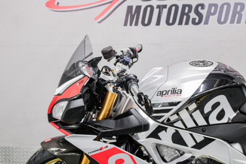 2016 Aprilia Tuono V4 Factory 1100 ABS in Sacramento, California - Photo 9