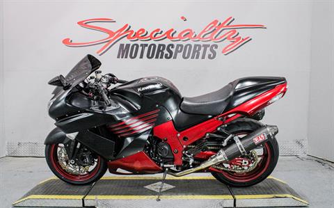 ショウ SHOEI Z-8にNewカラー「KNEE DOWN」新登場！ | 2りんかんNEWS