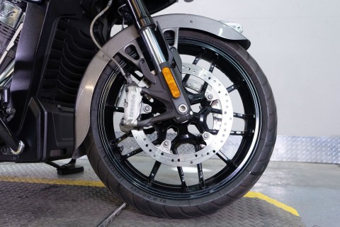 2020 Indian Motorcycle Challenger® in Sacramento, California - Photo 7