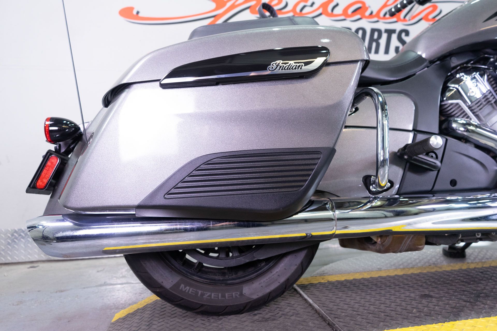 2020 Indian Motorcycle Challenger® in Sacramento, California - Photo 8