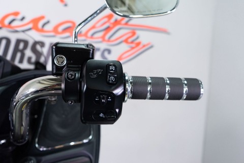 2020 Indian Motorcycle Challenger® in Sacramento, California - Photo 16