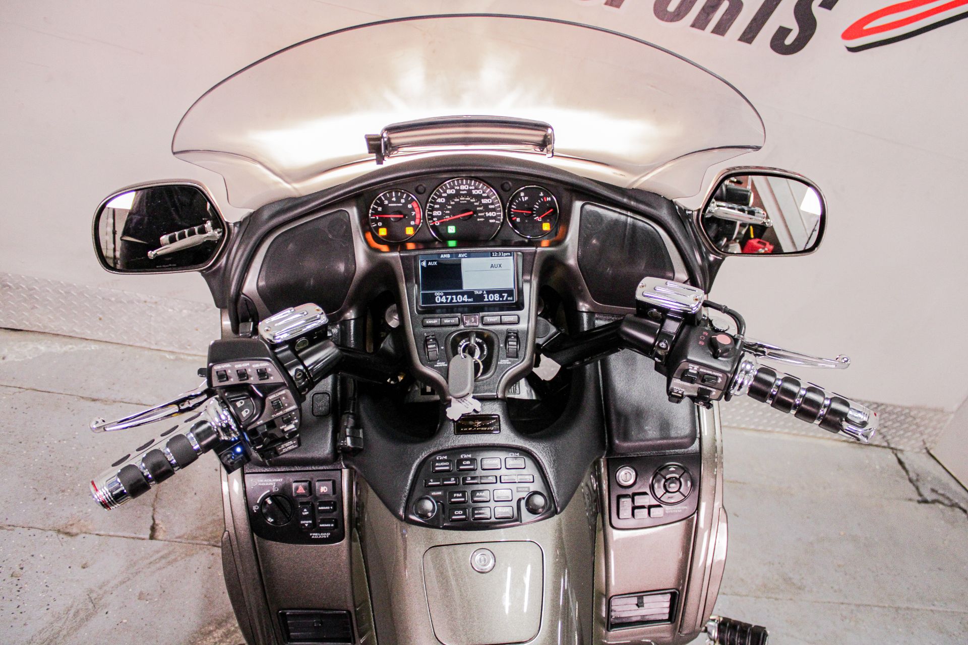 2009 Honda Gold Wing® Audio Comfort Navi XM ABS in Sacramento, California - Photo 16