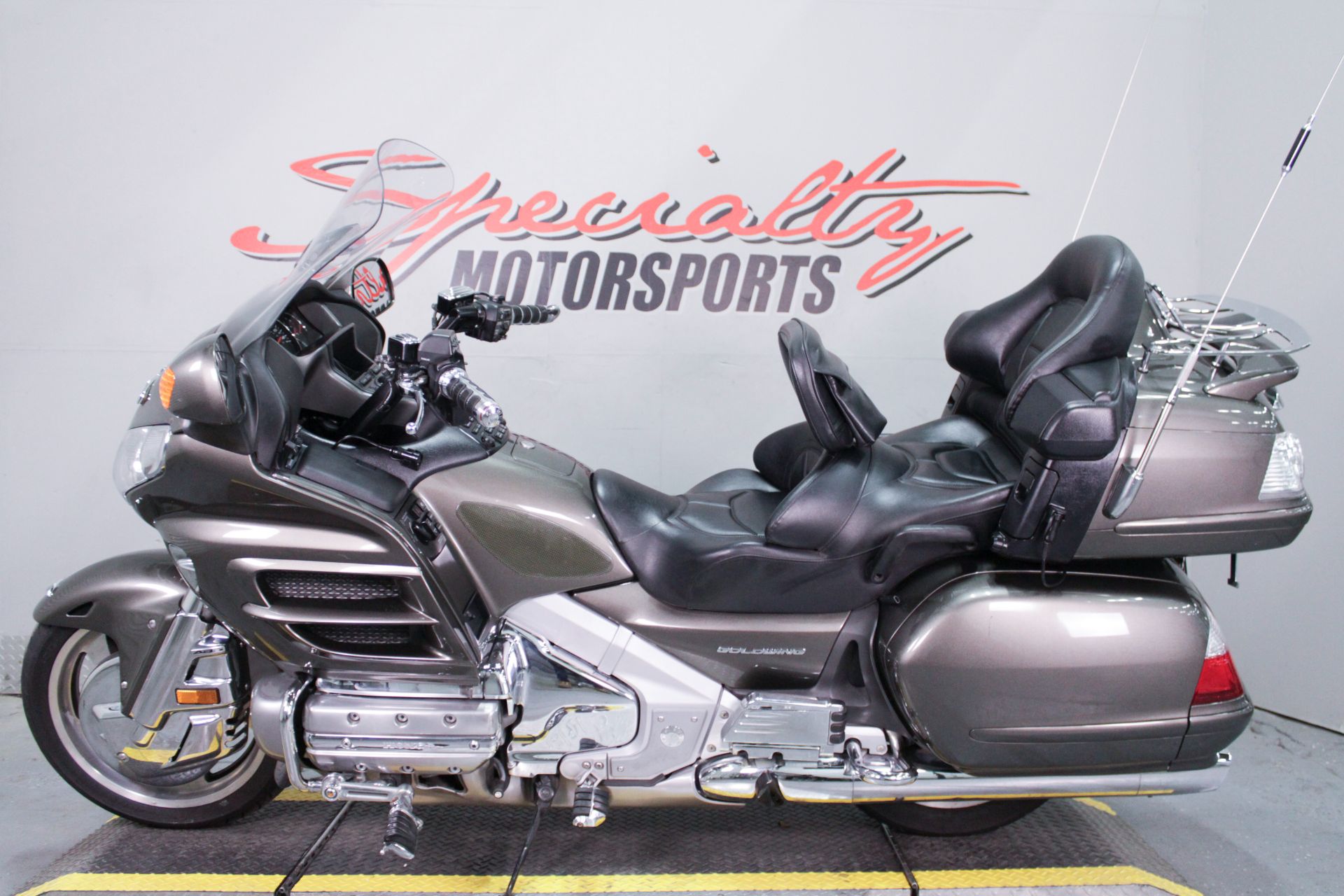 2009 Honda Gold Wing® Audio Comfort Navi XM ABS in Sacramento, California - Photo 8