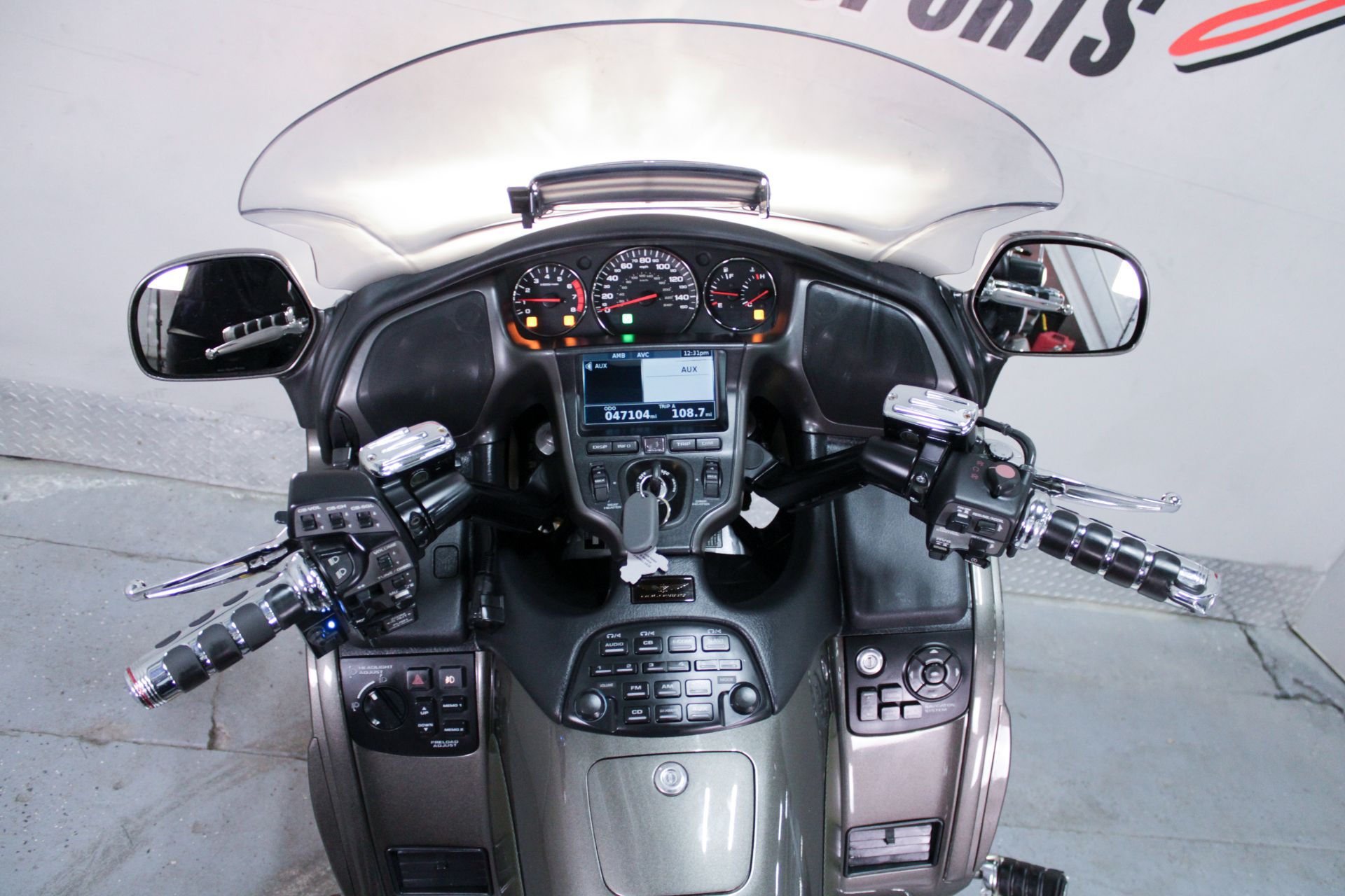 2009 Honda Gold Wing® Audio Comfort Navi XM ABS in Sacramento, California - Photo 17