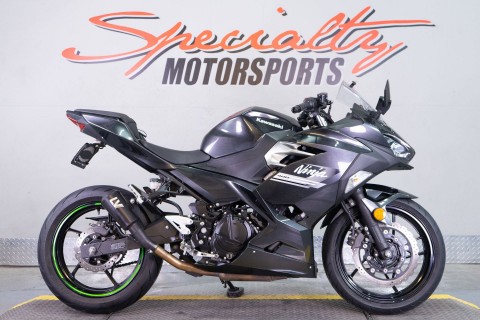 2022 Kawasaki Ninja 400 ABS in Sacramento, California - Photo 1