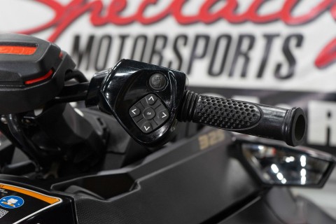 2025 Sea-Doo RXT - X  325 in Sacramento, California - Photo 9