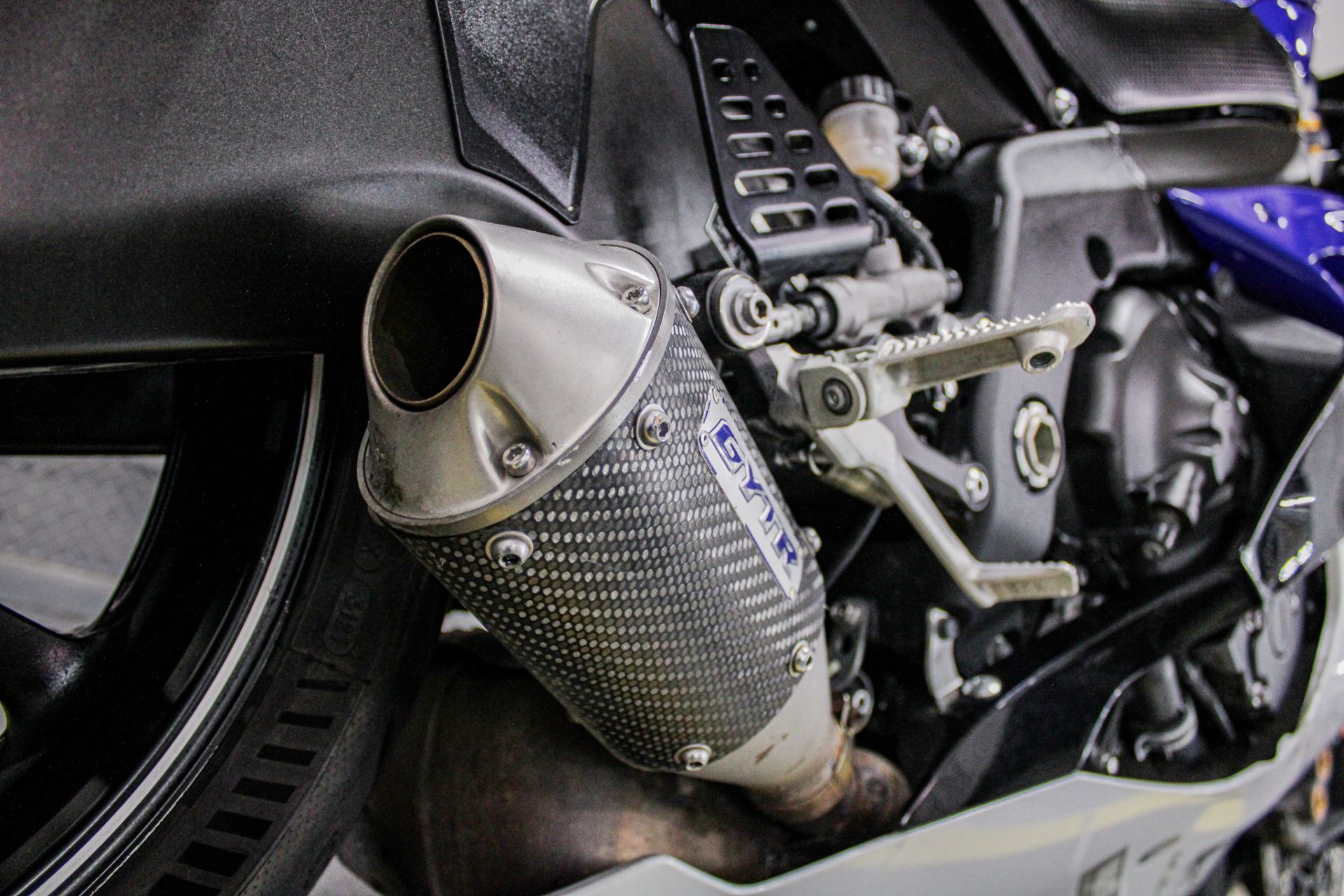 Modified Exhaust - Photo 16