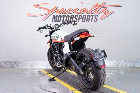 2022 Ducati SCRAMBLER URBAN MOTARD in Sacramento, California - Photo 5