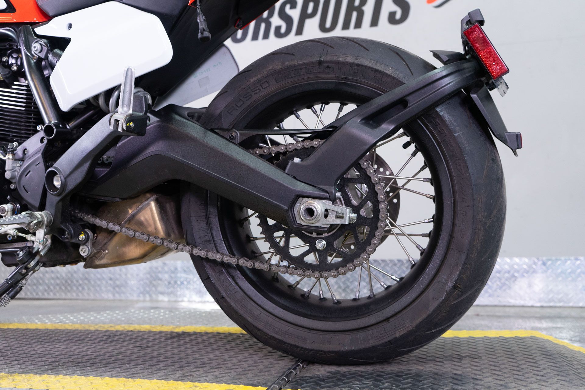 2022 Ducati SCRAMBLER URBAN MOTARD in Sacramento, California - Photo 10