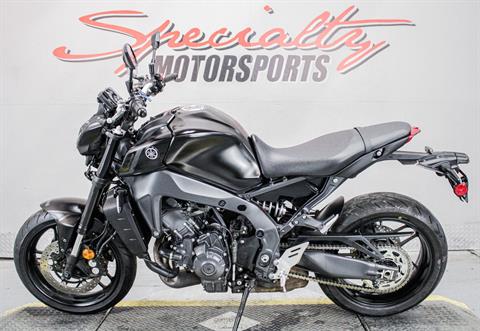 2023 Yamaha MT-09 in Sacramento, California - Photo 8