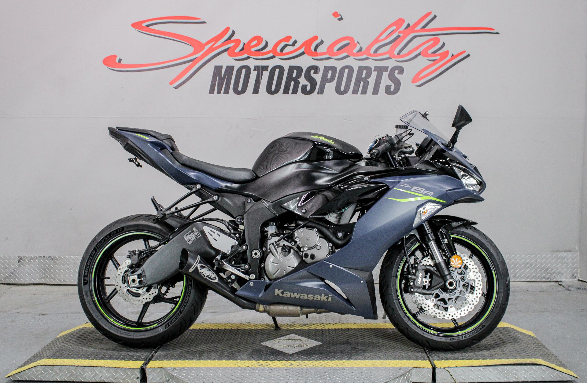 2009 Kawasaki ZX1400C9F NINJA ZX-14 - 1352cc Prices and