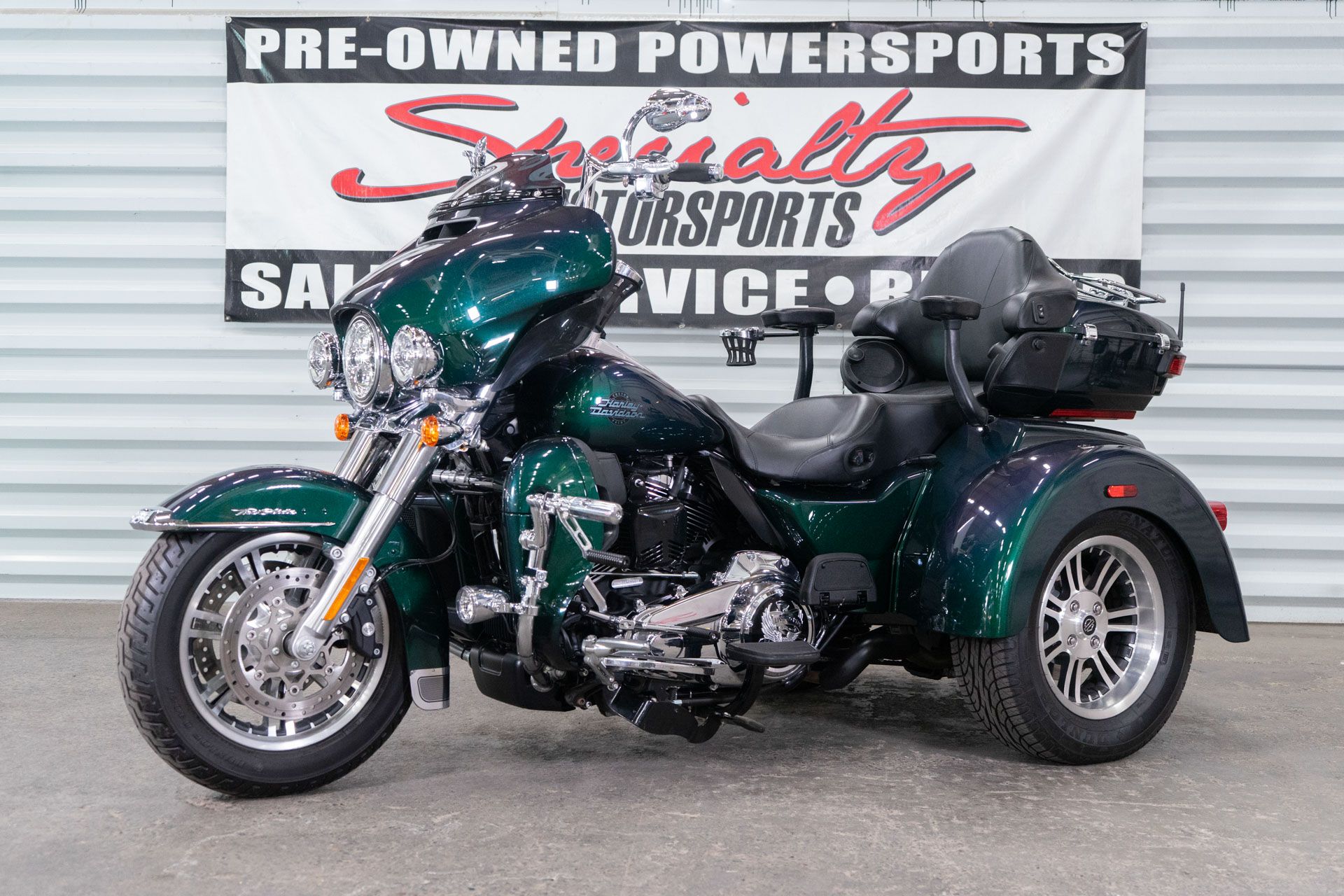 2021 Harley-Davidson Tri Glide® Ultra in Sacramento, California - Photo 1
