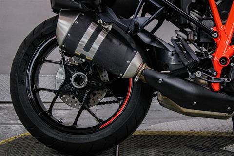 KTM950071 - 2016 - KTM - 1290 Super Duke R Rear Tire - Photo 4