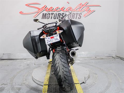 KTM950071 - 2016 - KTM - 1290 Super Duke R Rear View - Photo 6