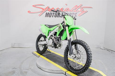 Front Right Side View - Photo 13