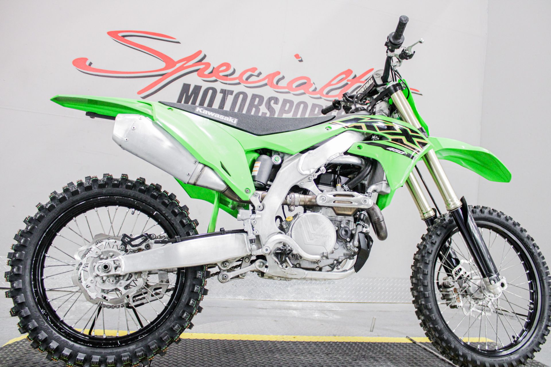 Lower Right Side Angle - Photo 15