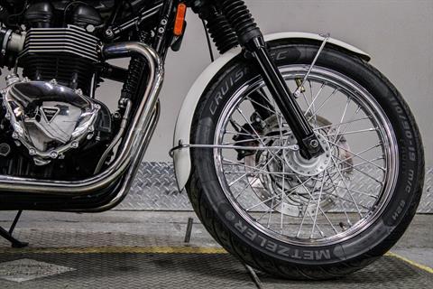2014 Triumph Bonneville T100 in Sacramento, California - Photo 3