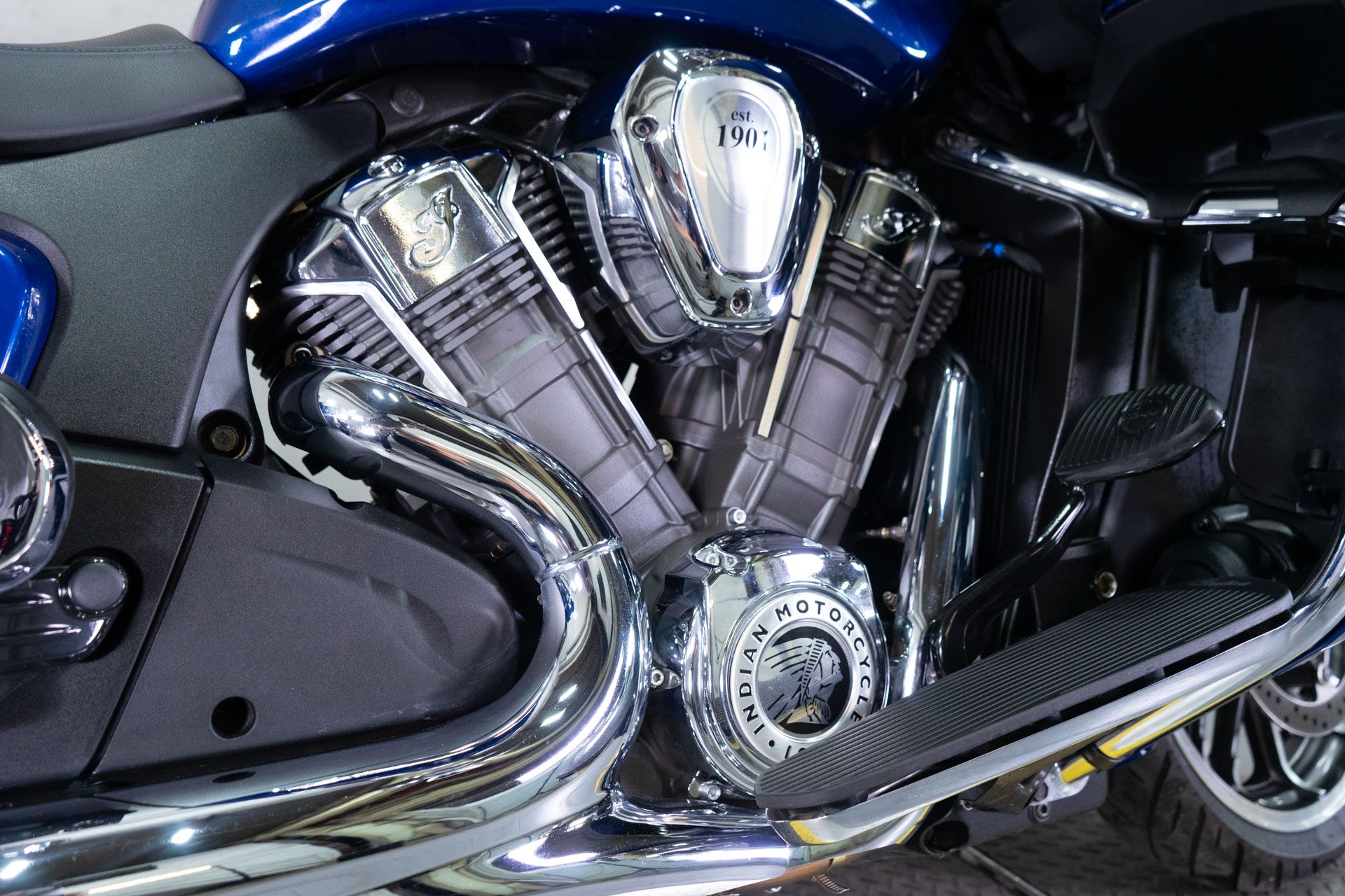 2022 Indian Motorcycle Pursuit® Limited in Sacramento, California - Photo 15