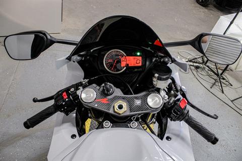 SUZ100532 - 2020 - Suzuki Motor of America Inc. - GSX-R600 Dashboard - Photo 17