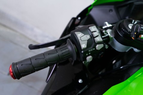 2021 Kawasaki Ninja ZX-10R ABS KRT Edition in Sacramento, California - Photo 14
