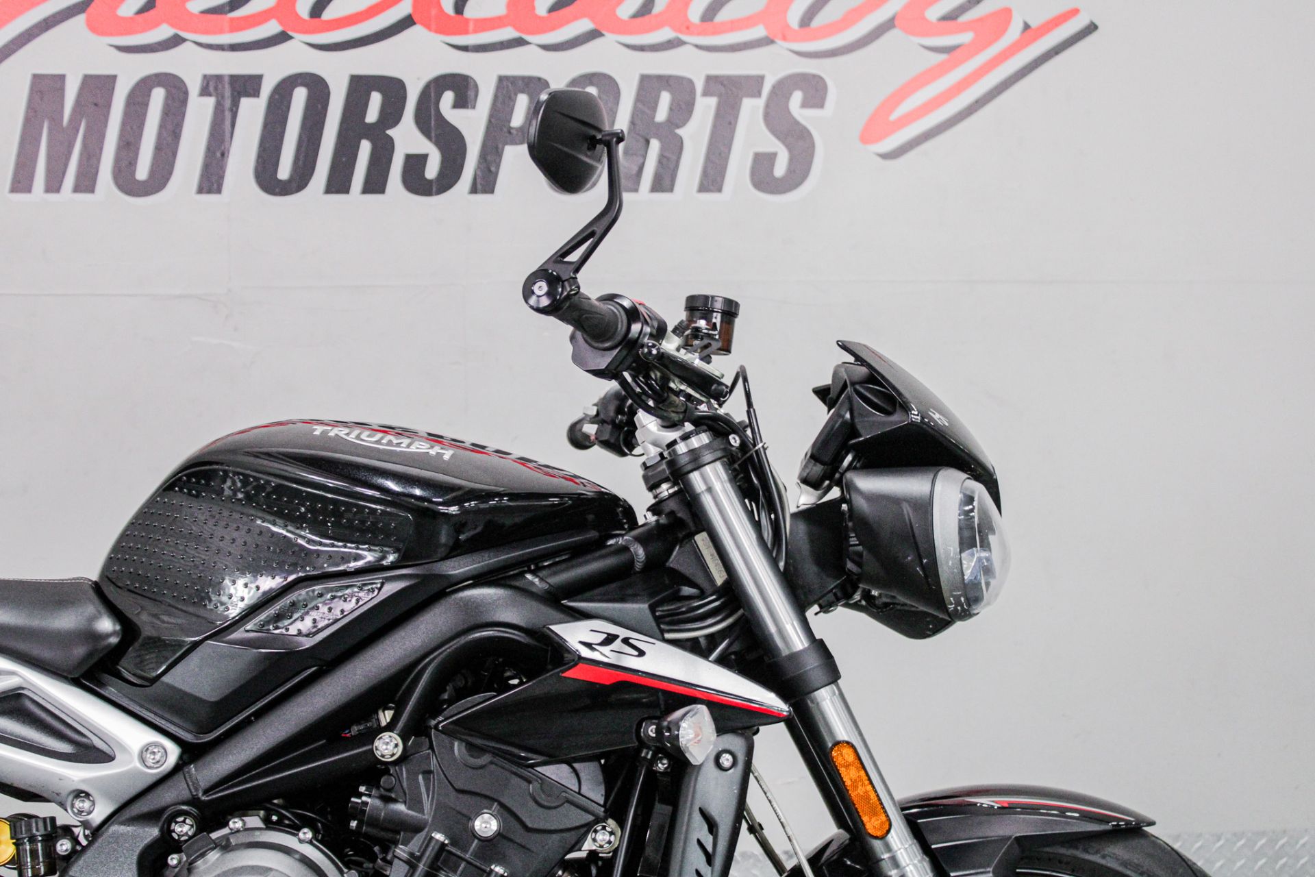 2018 Triumph Street Triple RS in Sacramento, California - Photo 2