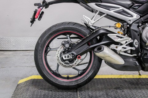 2018 Triumph Street Triple RS in Sacramento, California - Photo 4
