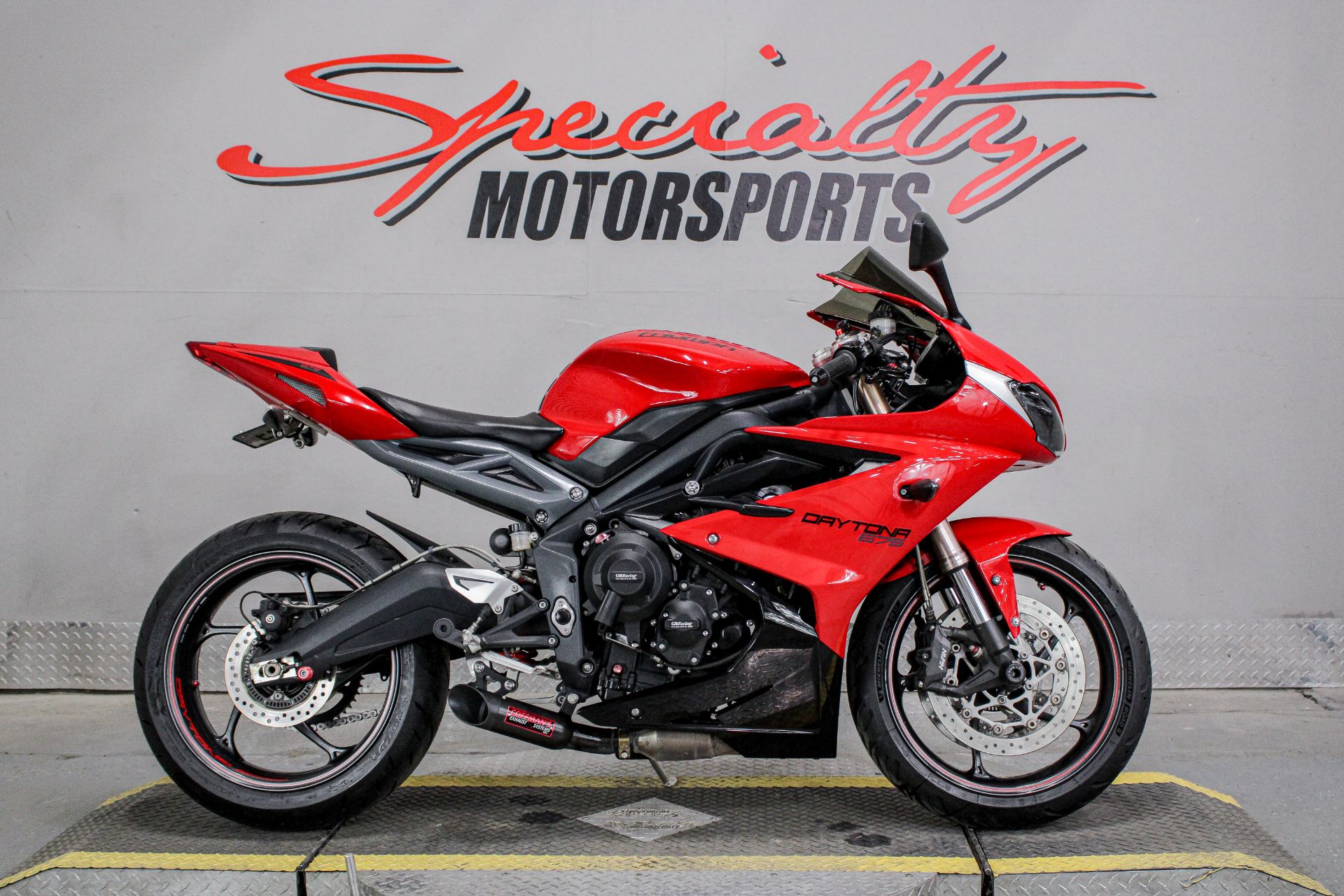 Triumph Daytona 675R Image