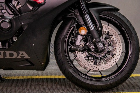 2021 Honda CBR1000RR ABS in Sacramento, California - Photo 3