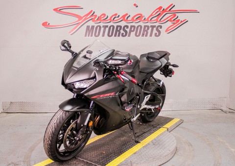 2021 Honda CBR1000RR ABS in Sacramento, California - Photo 10