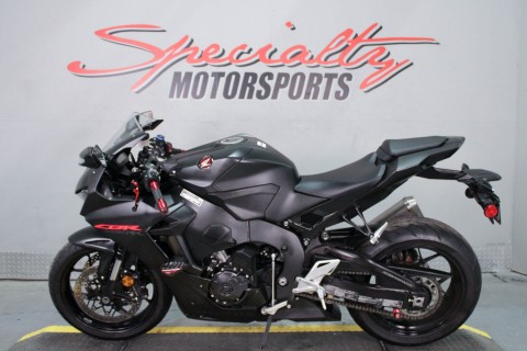 2021 Honda CBR1000RR ABS in Sacramento, California - Photo 8